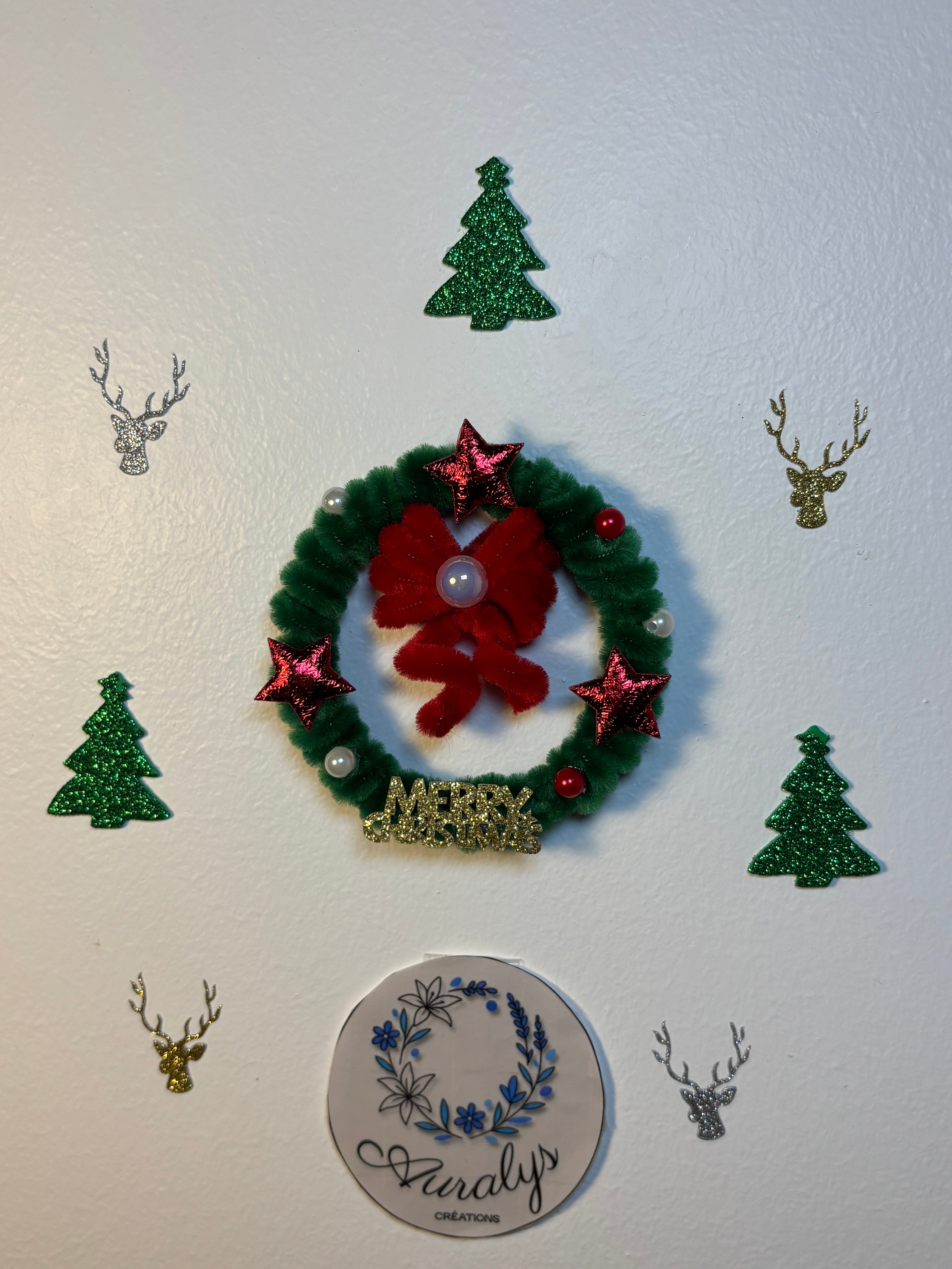 Petite couronne de Noël signature en fil chenille – Décoration festive faite main Auralys Créations