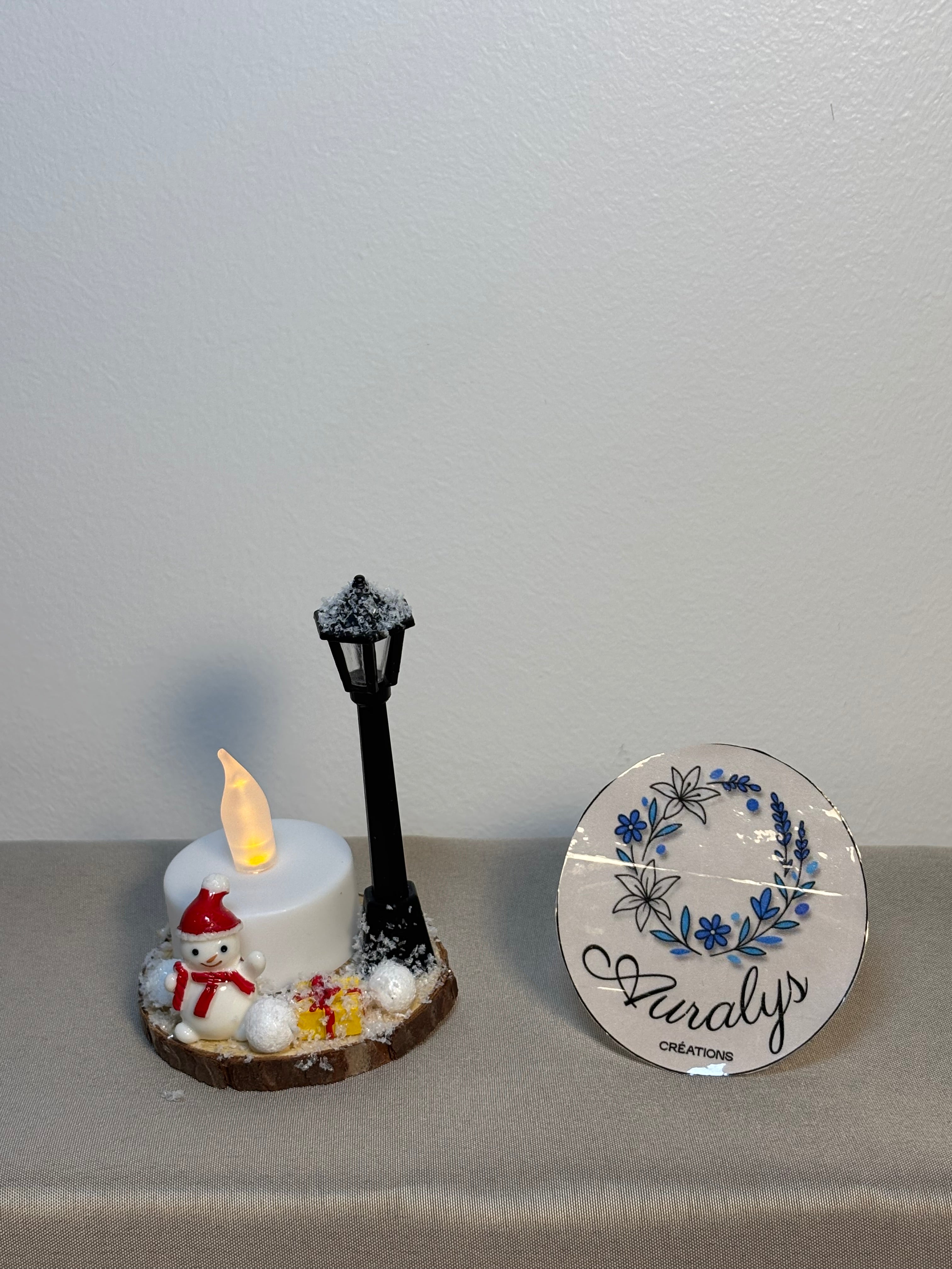 Bougeoir de Noël – Décoration hivernale artisanale avec fausse bougie LED Auralys Créations